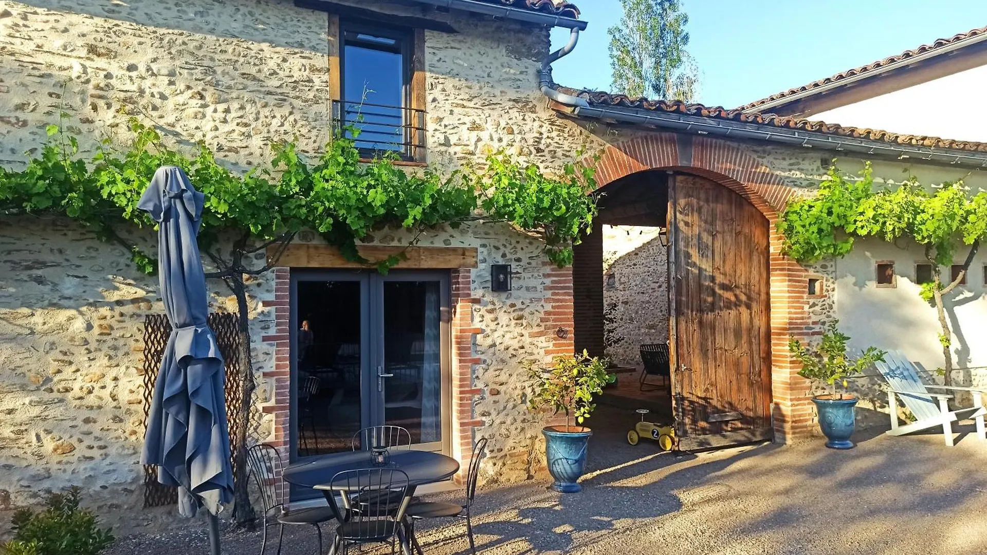 Gite De Charme Et Spa Pres D'Albi , Au Mas De Bel Air 0*, Arthes